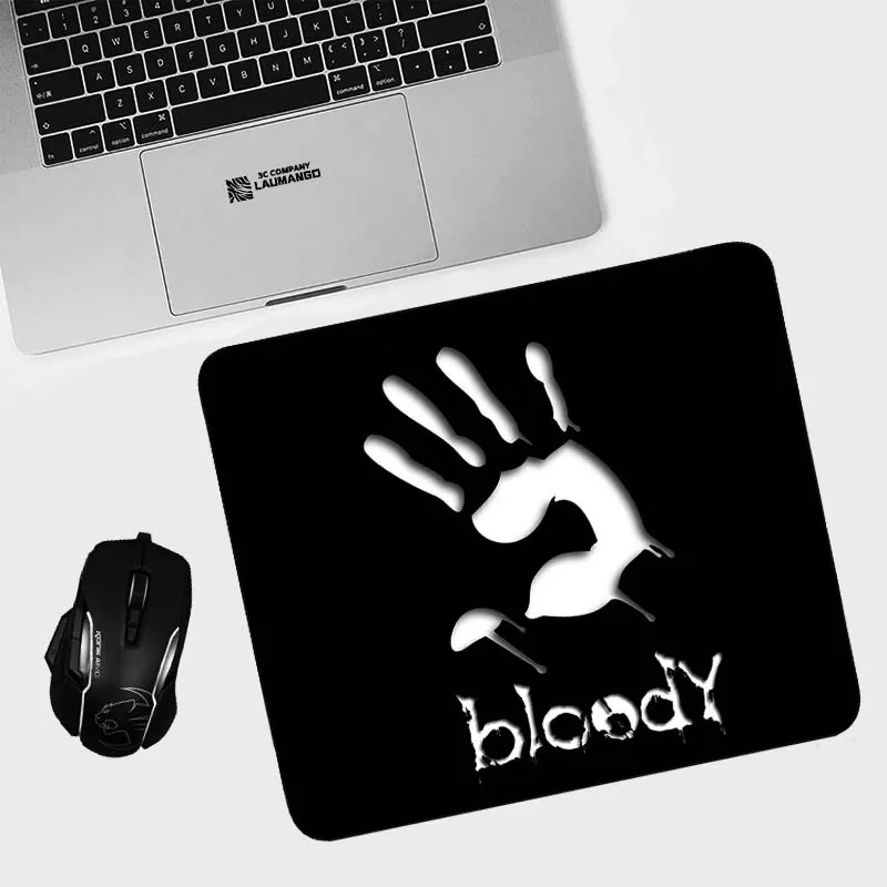 

Милый коврик для мыши, геймерский кровавый коврик для мыши, Игровые ноутбуки, коврик Varmilo Valorant, Настольный коврик Genshin, ударопрочный чехол, ко...