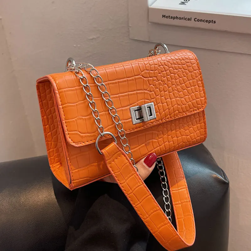 

Маленькая крокодиловая сумка через плечо из искусственной кожи с клапаном для женщин, однотонная женская дизайнерская сумка на цепочке, тр...