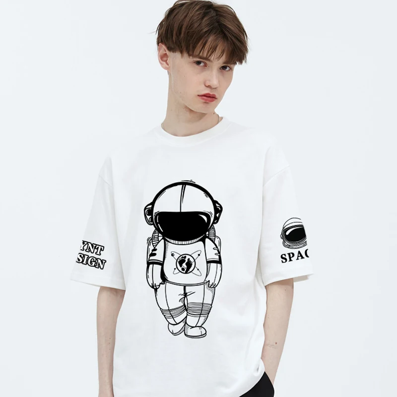 

2022 Summer Short-sleeved T-shirt Men's Tide Brand Astronaut Graphics Harajuku Loose Half-sleeved Tees Student Couple Wear New