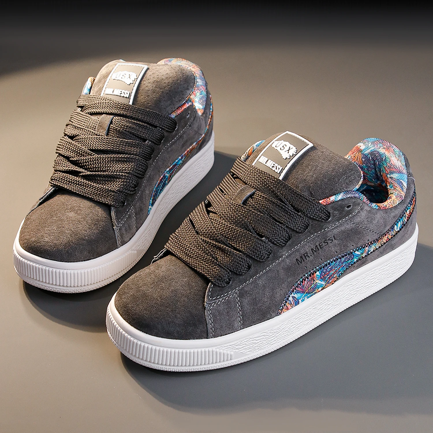 Популярные туфли для хлеба 2024. Мужские удобные повседневные с низким берцем пар.