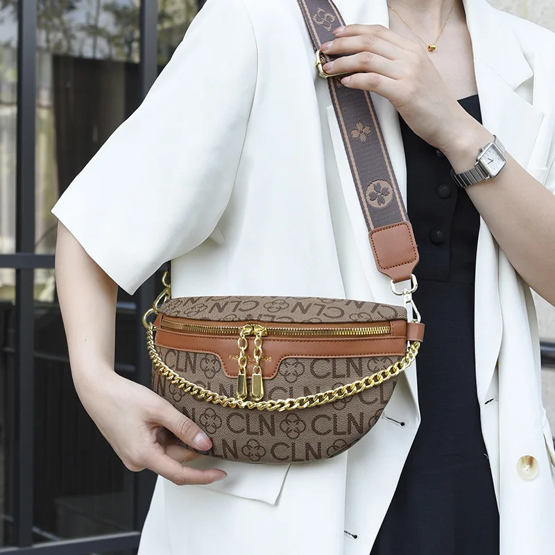 Fashion niche bag 2022 autumn and winter new chest bag men's and women's single shoulder Messenger bag all-match waist bag