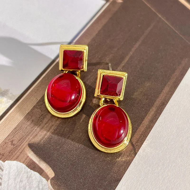 

Vintage France Style Luxury Elegant Red Dangle Earring for Women Girls Geometric Round Retro New Fashion Drop Earring Jewelry