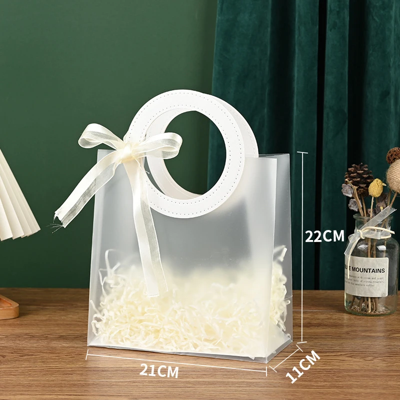 

10 Подарочных пакетов ПВХ