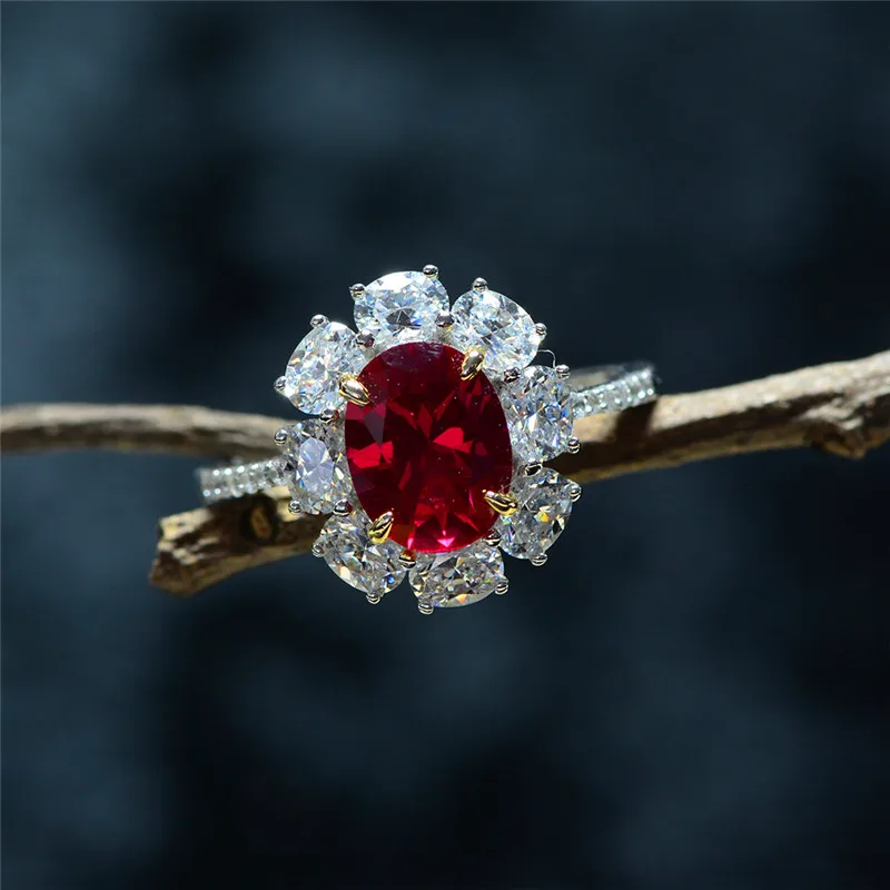 

Beautifully Inlaid Oval Cut Red Zircon Ladies Ring Classic Fashion Bridal Wedding Hand Accessories