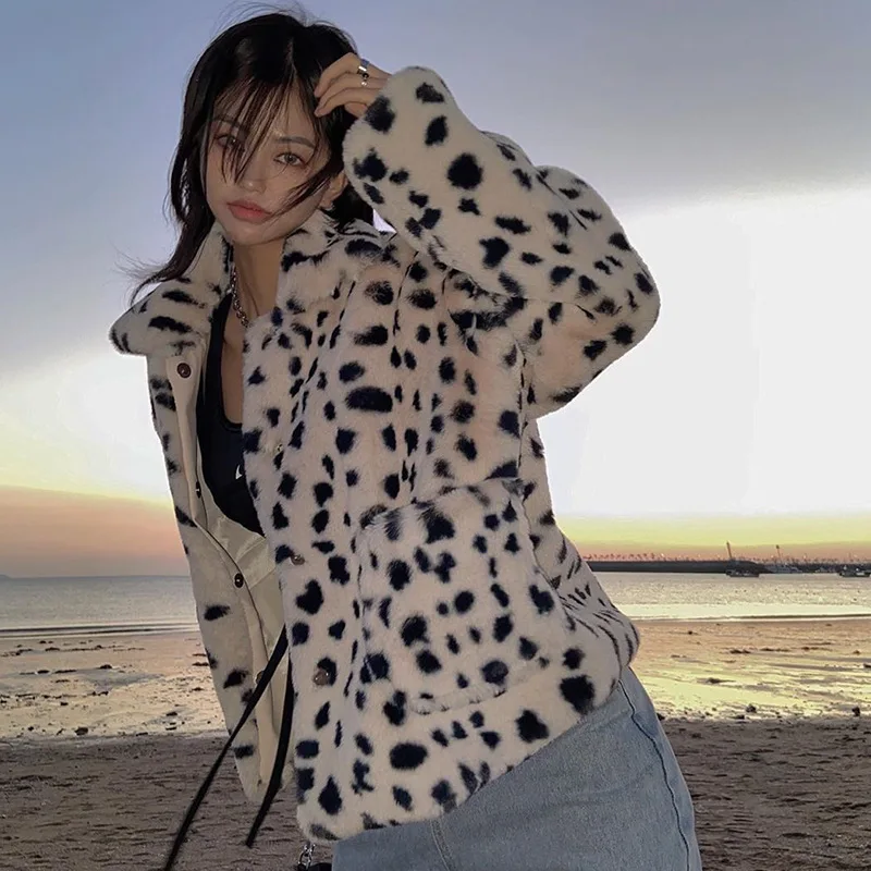 Leopard Short Furry Coats Jacket Woman Winter Clothes 2021 Fashion Turn-Down Collar Plush Coat Women Thick Warm Faux Fur Jackets