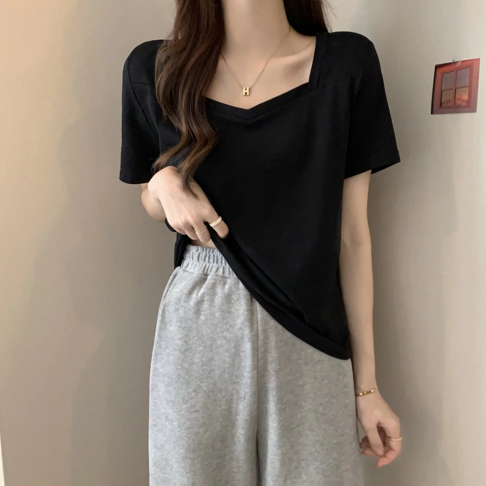 Новинка лета 2024 футболка с квадратным вырезом и коротким рукавом топ свободного