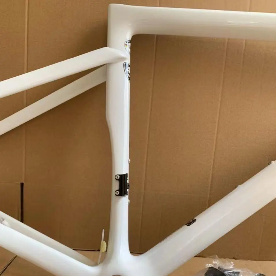 

SL7 Carbon Bike Frame Road Bike Frame T1100 Carbon Bicycle Frame Made in Taiwan Contact us for more discounts!