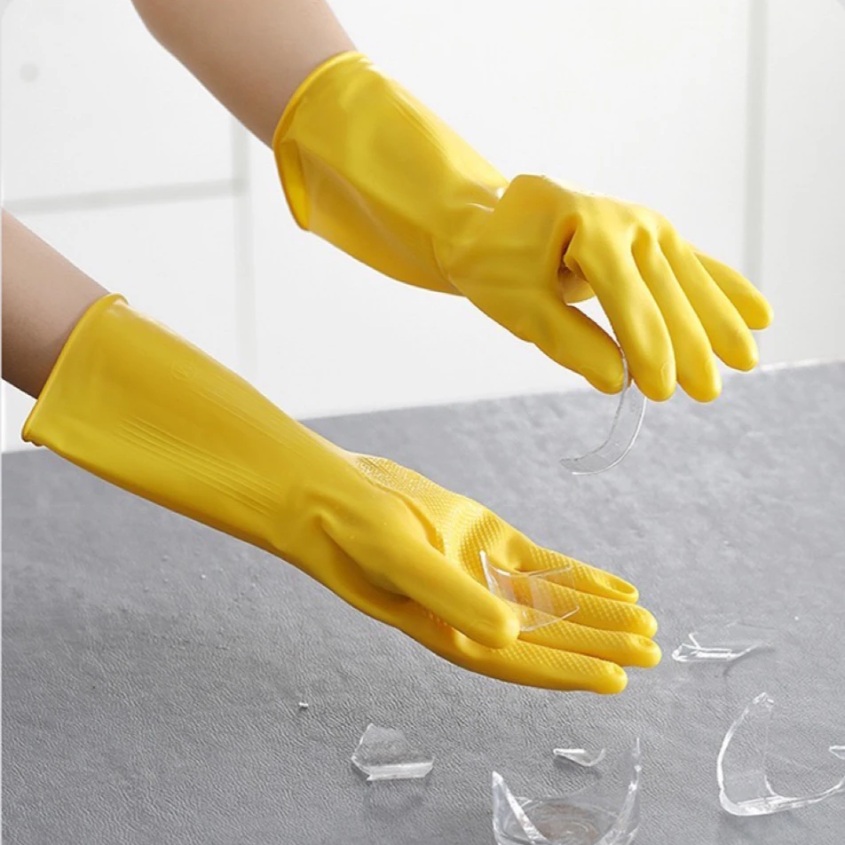 Pringles latex gloves and sponges