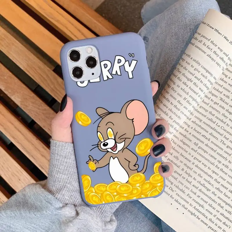 

BANDAI Tom and Jerry Phone Case for iPhone 11 12 13 Mini Pro Xs Max 8 7 6 6S Plus X XR Solid Candy Color Case