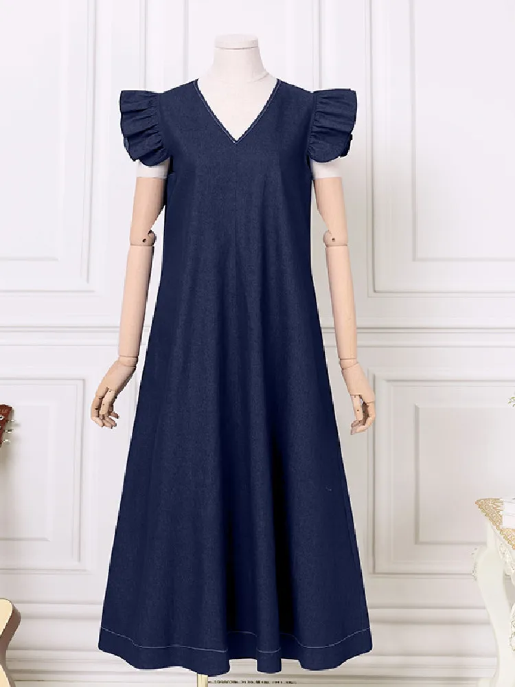 Женское джинсовое платье без рукавов голубое винтажное макси с оборками и