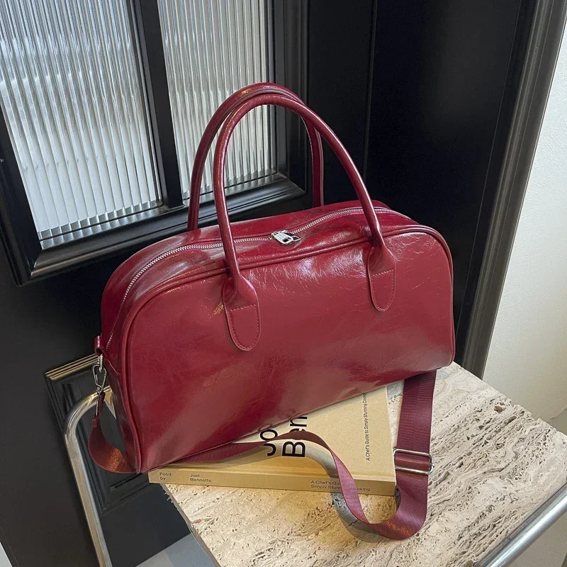 Сумка через плечо модная портативная вместительная простая и универсальная 2024