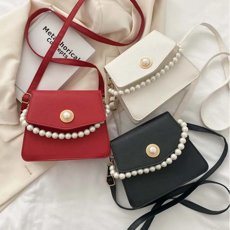 

Высококачественная сумка для женщин, новинка 2022, модная Роскошная Повседневная простая сумка на плечо с цепочкой, маленькая ручная сумка-ме...