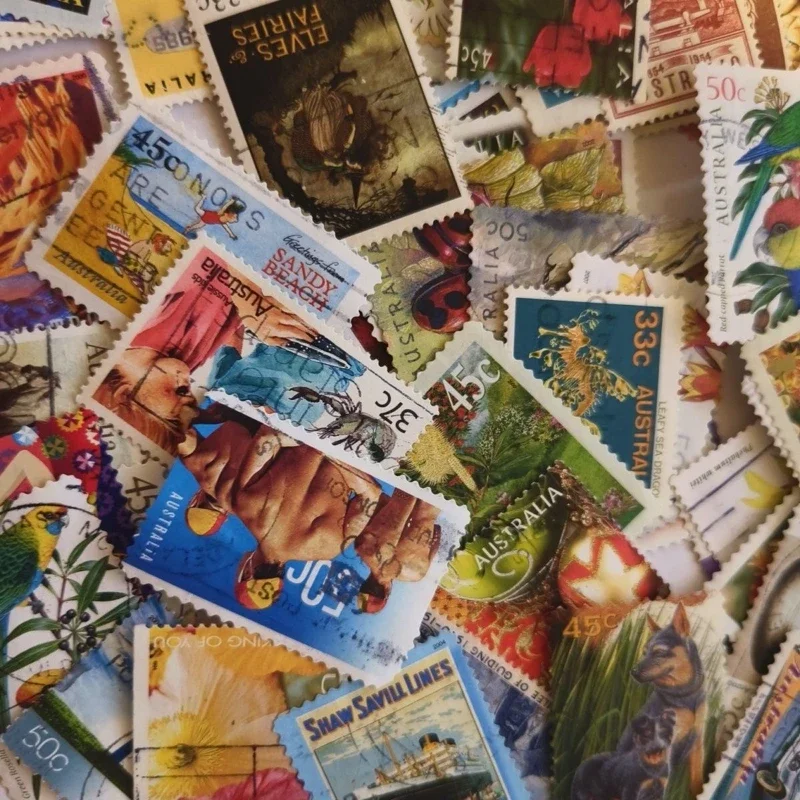 Случайные всемирно используемые и неиспользованные почтовые марки