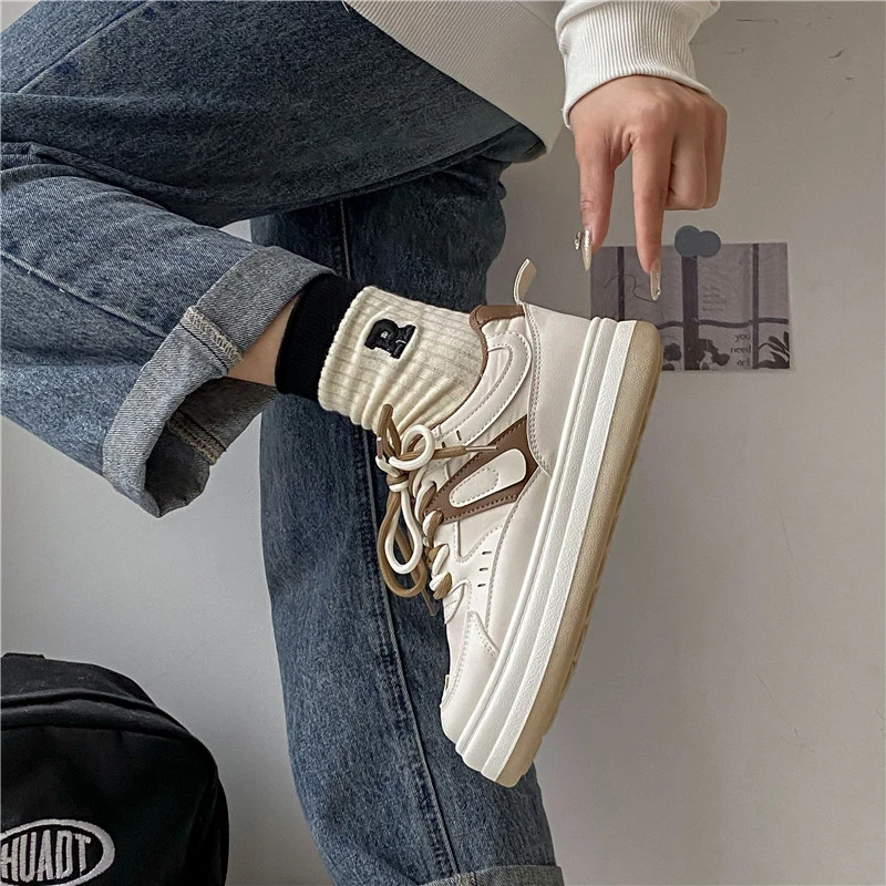 Casual Sneakers Women Comfortable Soft Retro Preppy Style Vulcanized Women's Shoes 2023 New Street Thick Sole Shoes Ladies