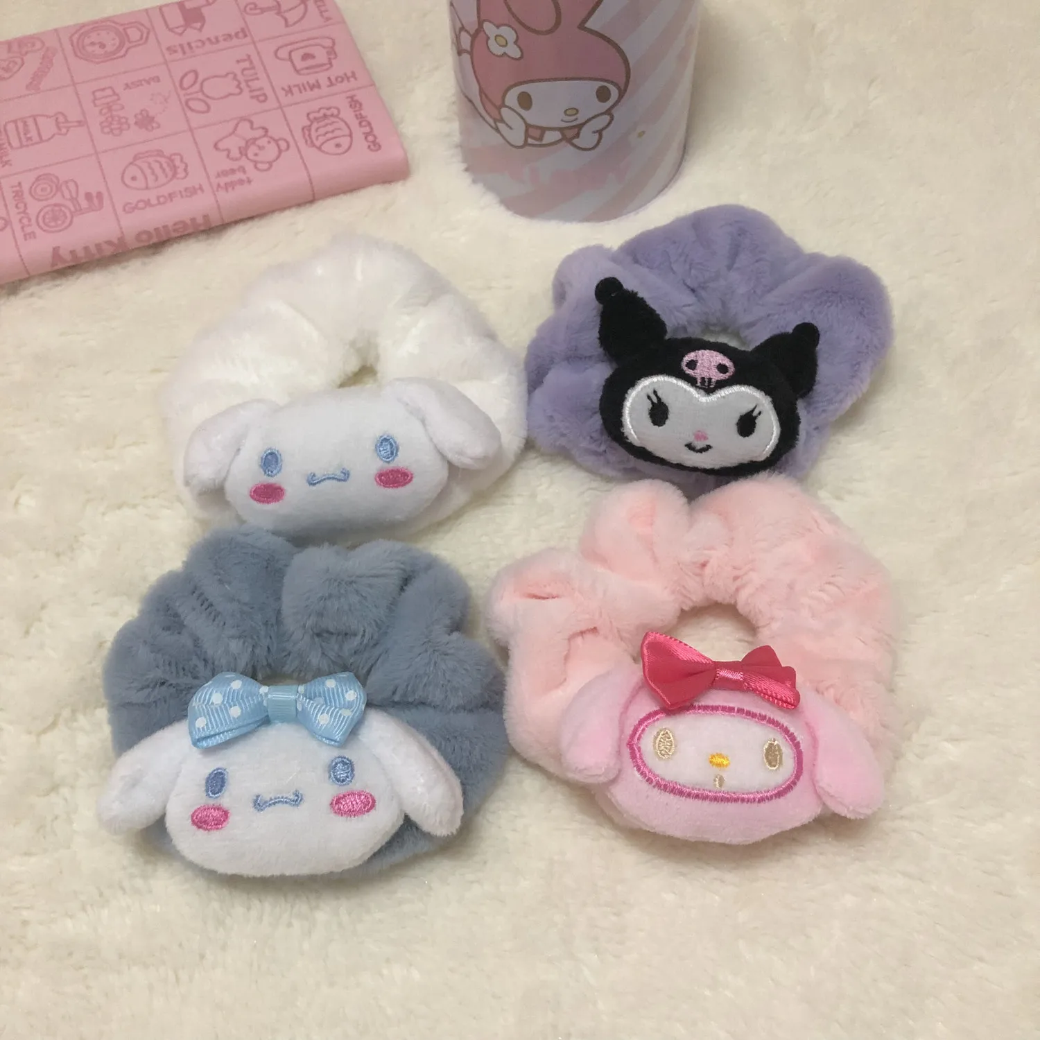 

Sanrio Cartoon Cute Kawaii Girl Heart Large Intestine Hair Ring Cartoon Plush Doll Head Rope Soft Germination Accessories