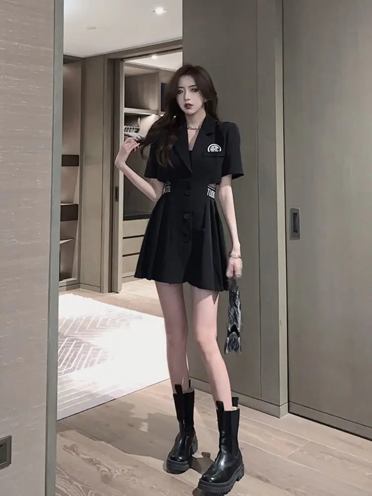 

Summer new suit dress women's Korean version slim fit age reducing pleated skirt temperament solid color waist dress