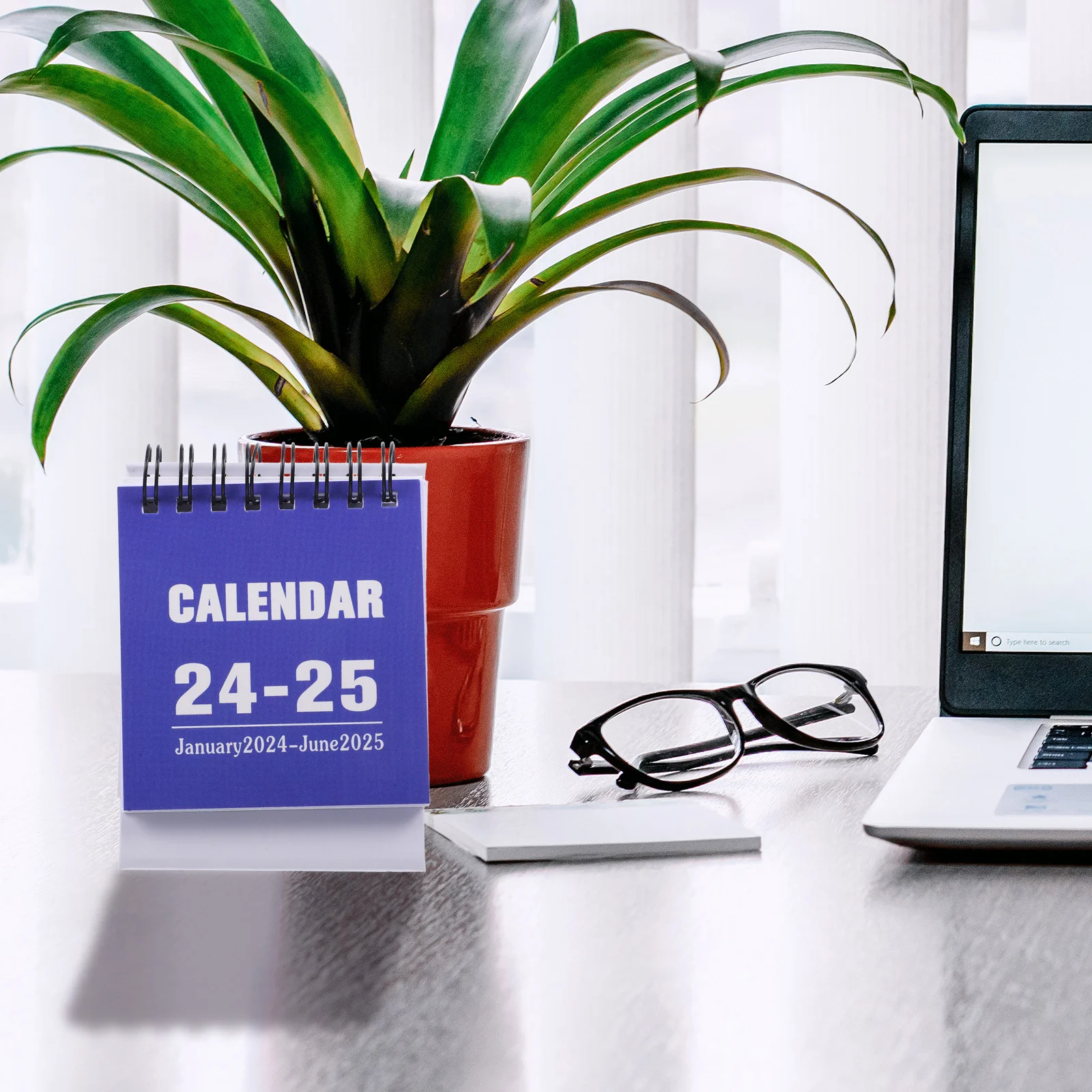 

2024 настольный мини-календарь отдельно стоящий офисный стол декор для ежедневного использования ежемесячный Декор записная книжка