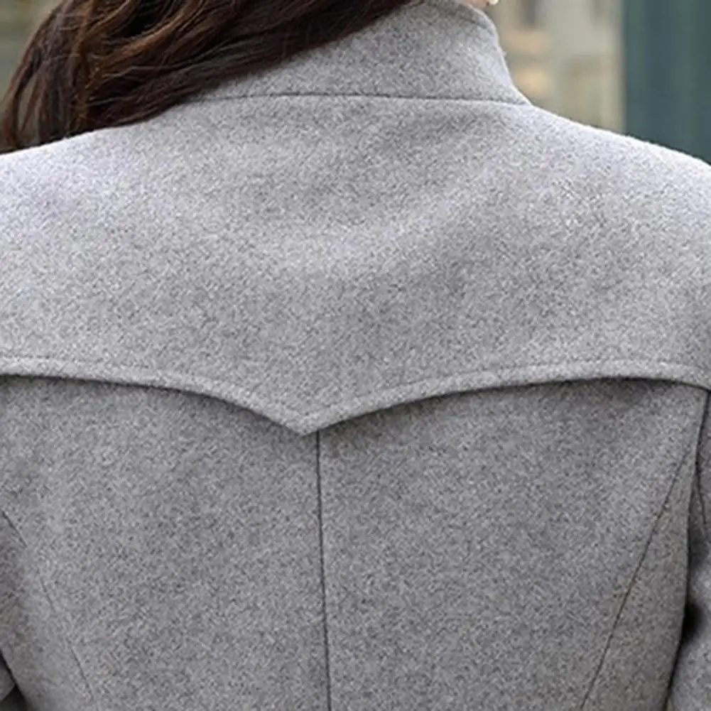 Женское однотонное осенне-зимнее пальто со стоячим воротником