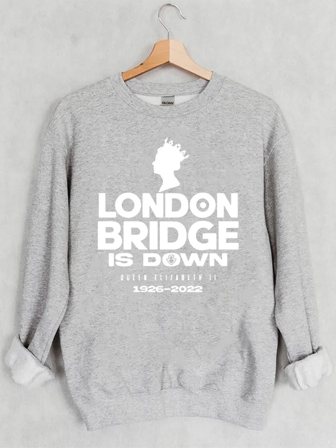 

Толстовка с принтом London Bridge is Down 1926-2022