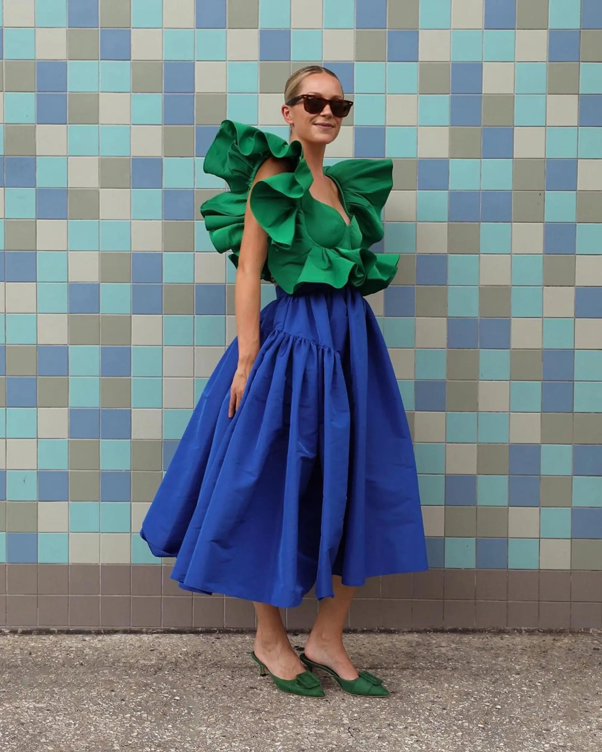 Модный ярко-зеленый укороченный топ Женский Топ с квадратными оборками