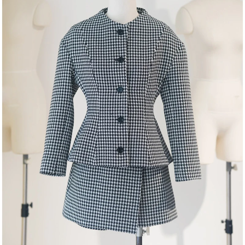 

Коллекция 10,25 года, Модная тонкая шерстяная куртка с круглым вырезом