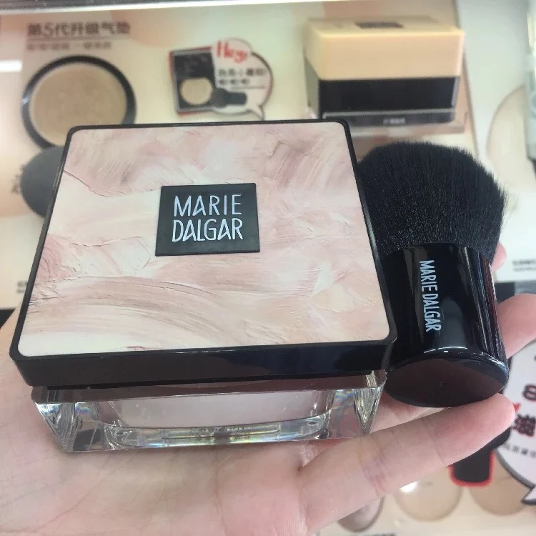 Mary Daijia Light Transparent Soft Light Honey Powder Matte Matte Makeup Oil Control Waterproof Concealer