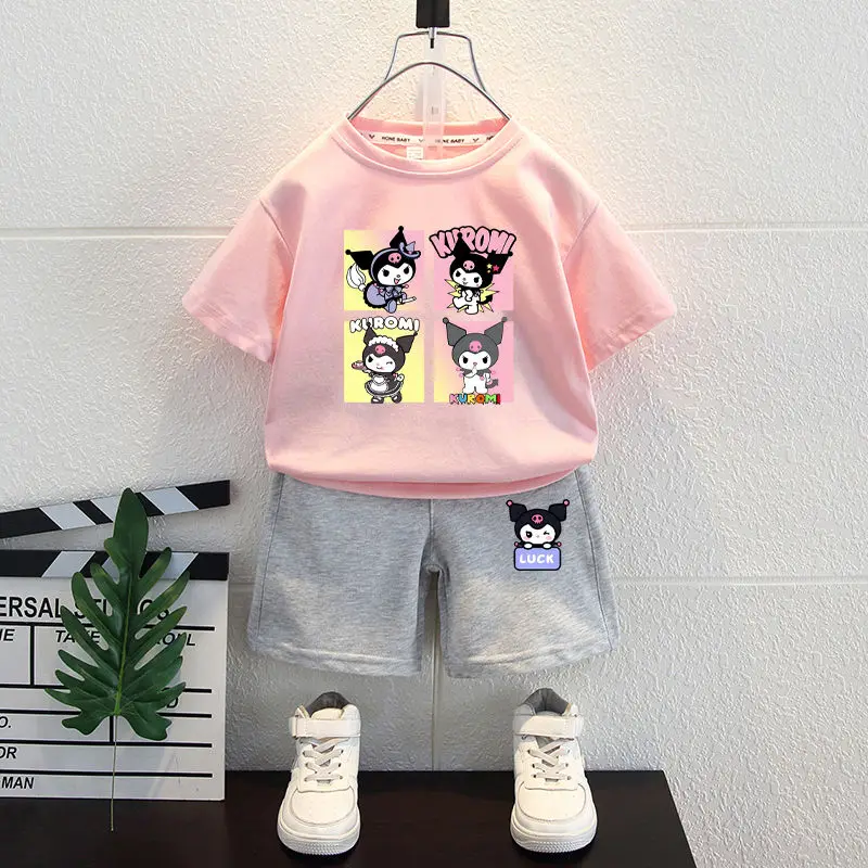 

Летние детские футболки Kuromi Melody + шорты, 2 предмета, футболка Sanrioed, аниме, повседневная одежда, детская спортивная одежда для девочек и мальчиков, подарок