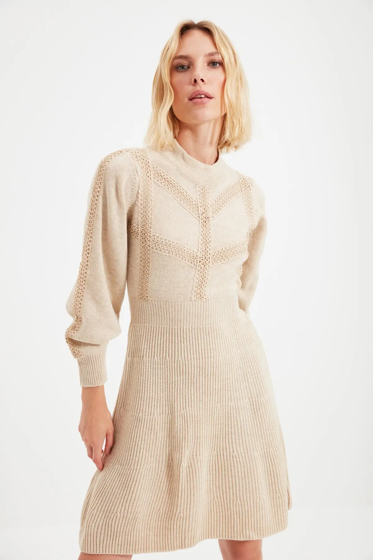 

Trendyol Mesh Detailed Knitwear Dress TWOAW22EL0011