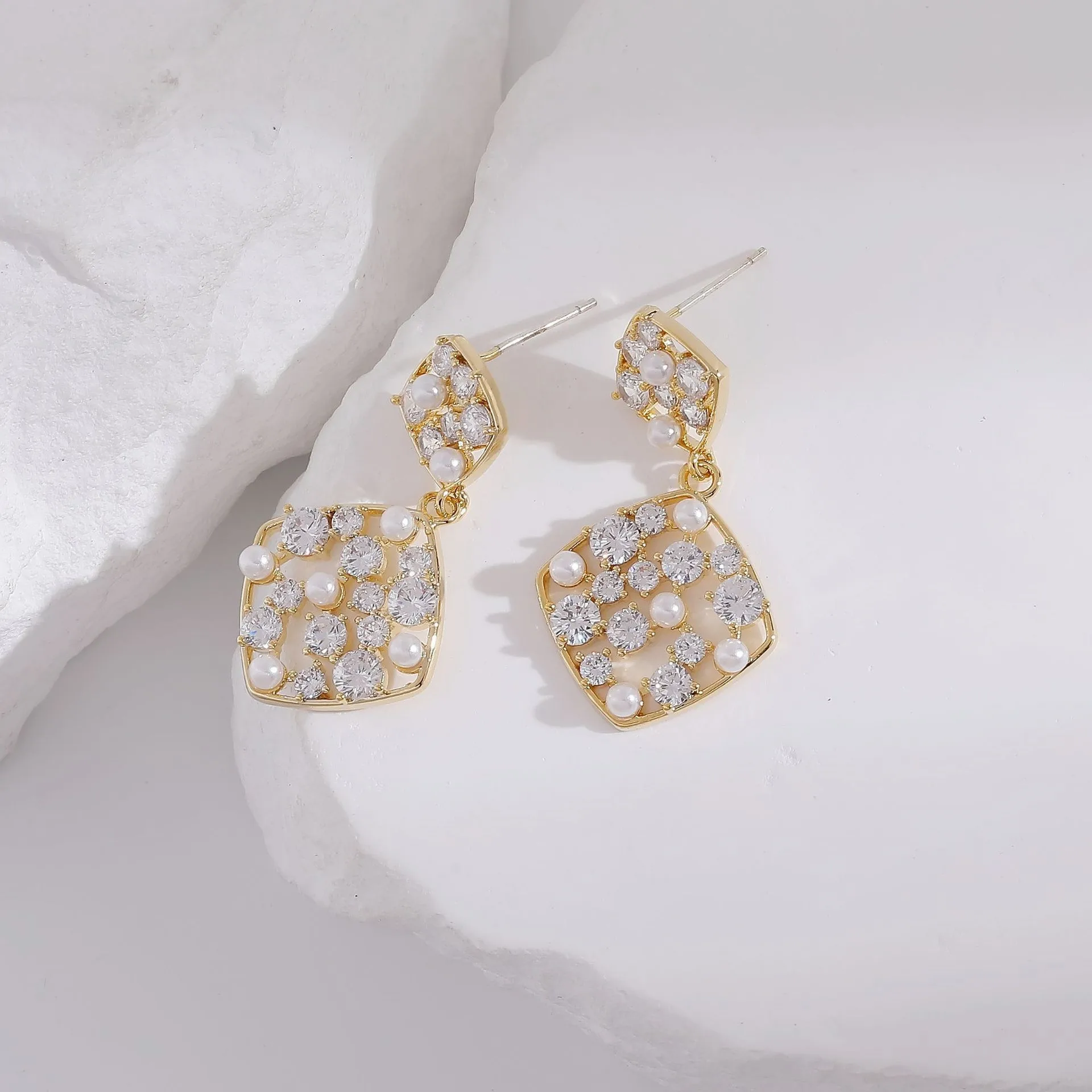 Европейско-американская крутая трендовая Новинка 2022 свежая Геометрическая