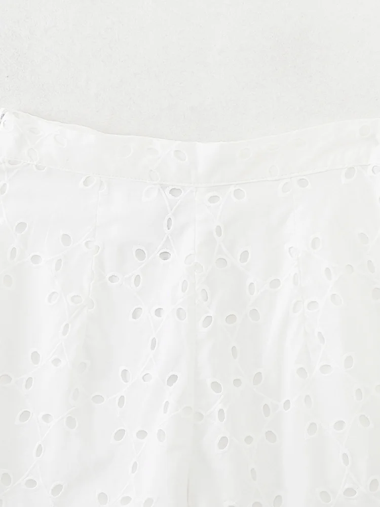 PAILETE Women 2023 fashion side patch pockets cutwork embroidery shorts vintage high waist side zipper female short pants mujer