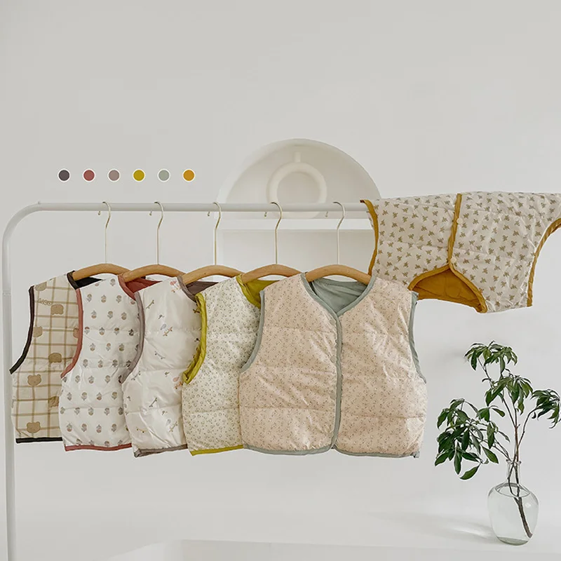 Рисунок 2 - Жилет детский пуховой с принтом