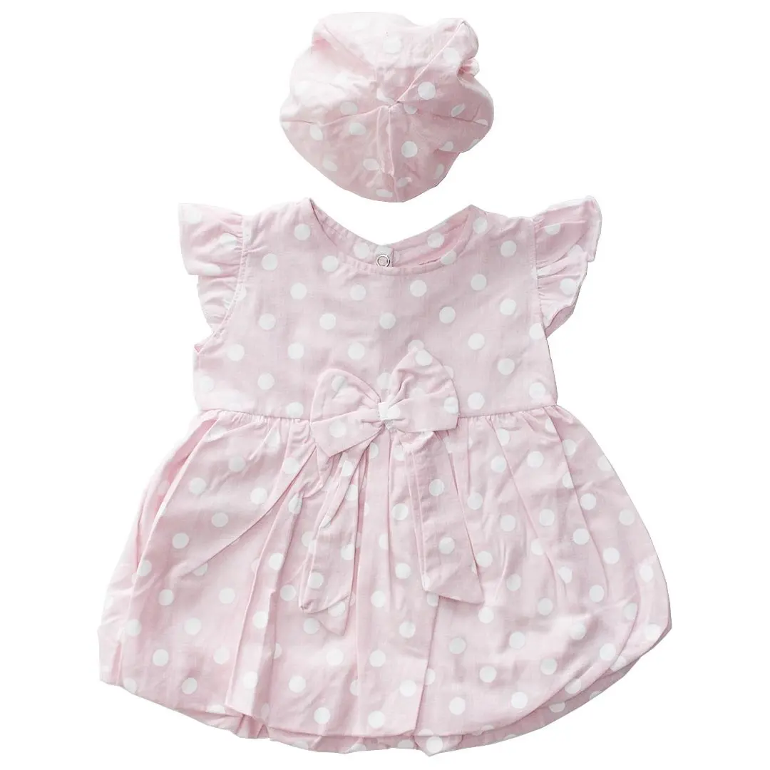 

Маленькая девочка с розовой шляпой