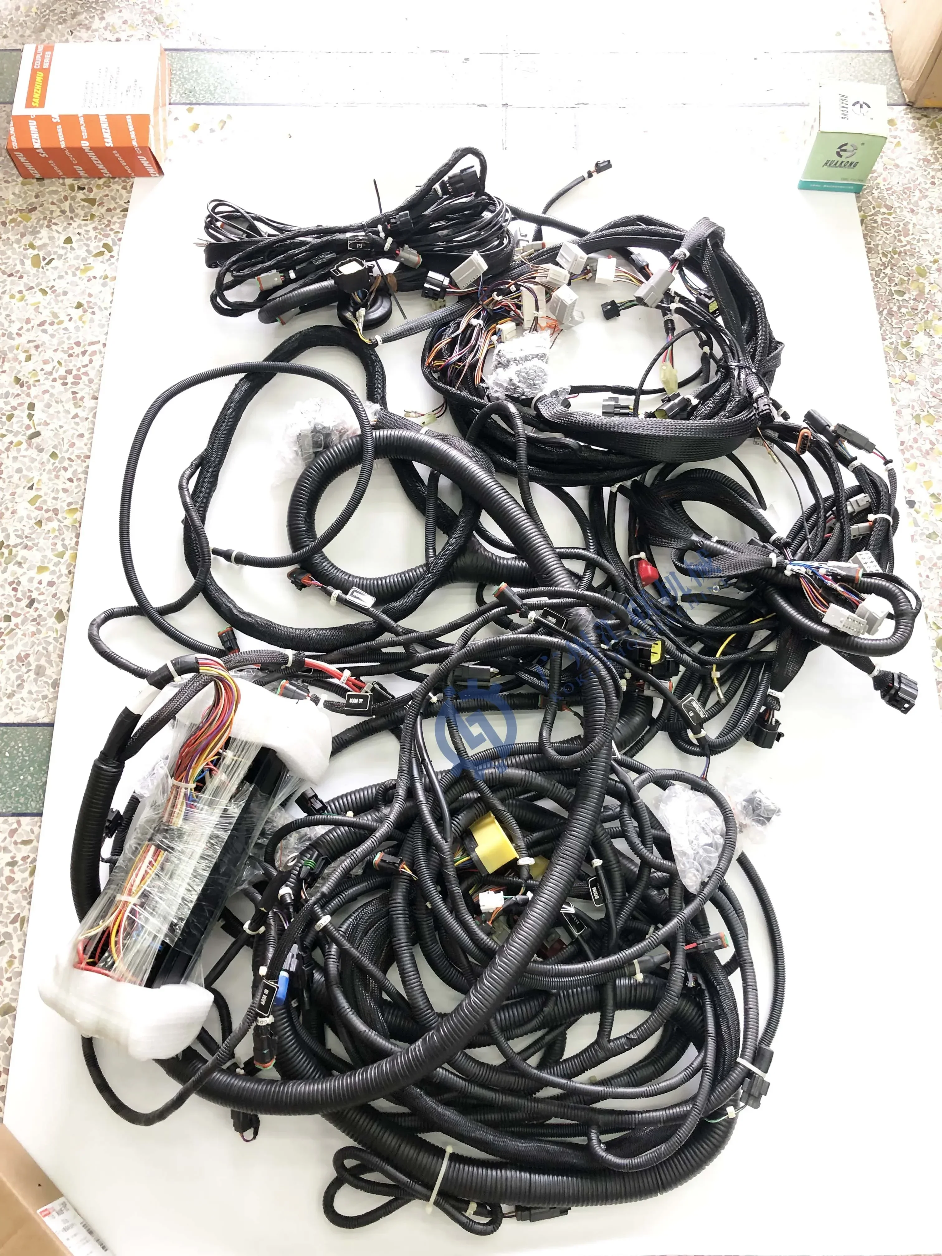 Полный жгут проводов R220-9S R210-9 R300-9S R260LC-9S для экскаватора