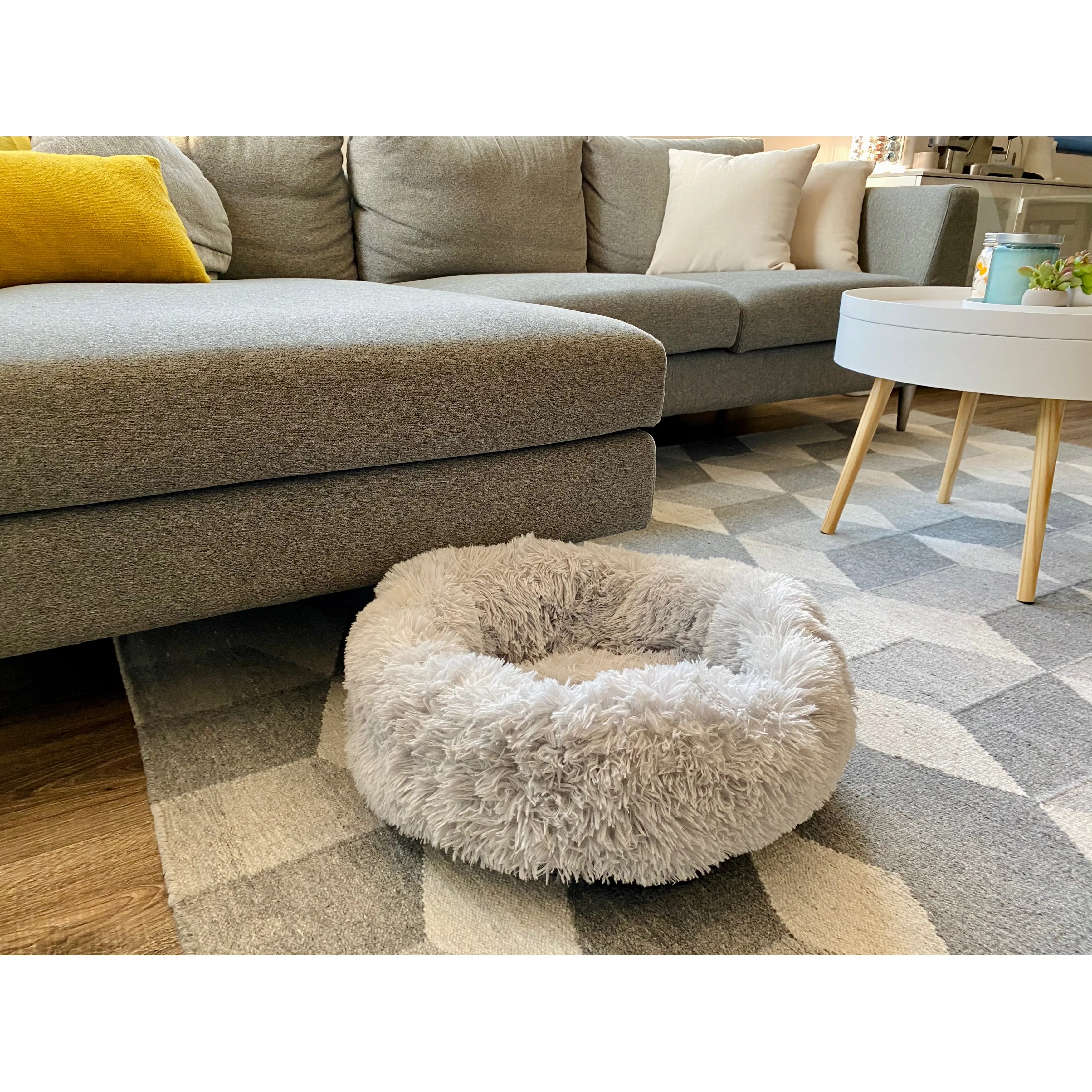 

Soft Plush Faux Fur Round Donut Pet Bed for Dogs and Cats, Light Gray - Large