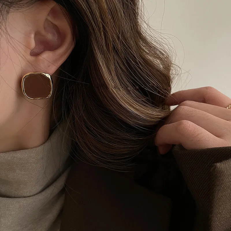 

Fashion Temperament Irregular Square Earrings Ms Wedding, Birthday, Tourist Commemorative Gifts