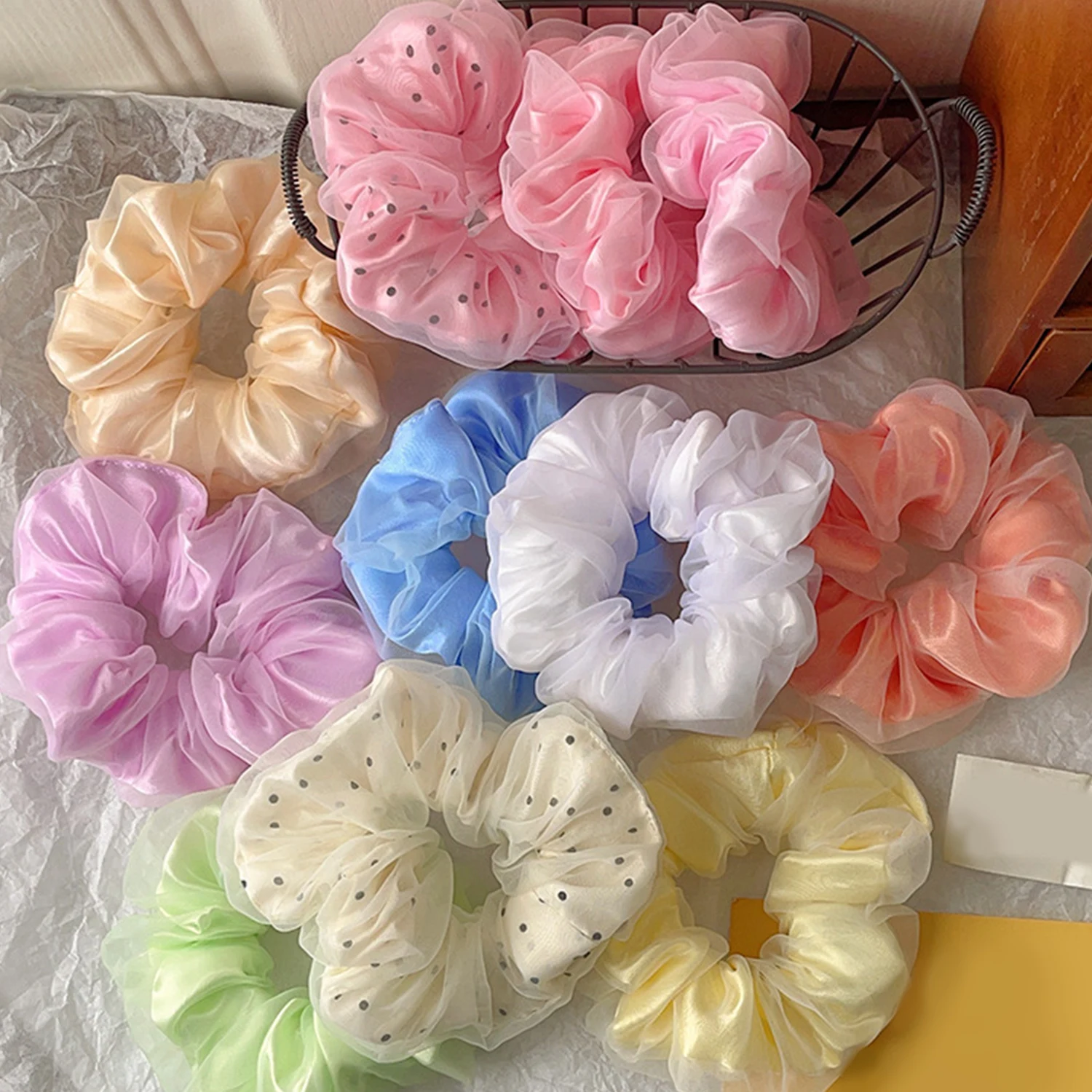 Рисунок 3 - Женское светящееся кольцо для волос