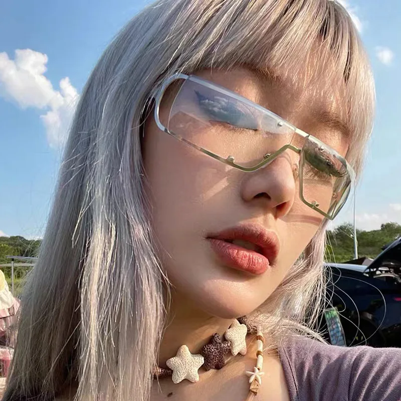 

2023 Punk Square Small Y2K Sunglasses Women Rivet Goggle Sunglasses One Piece Vintage Sunglasses Brand Designer UV400