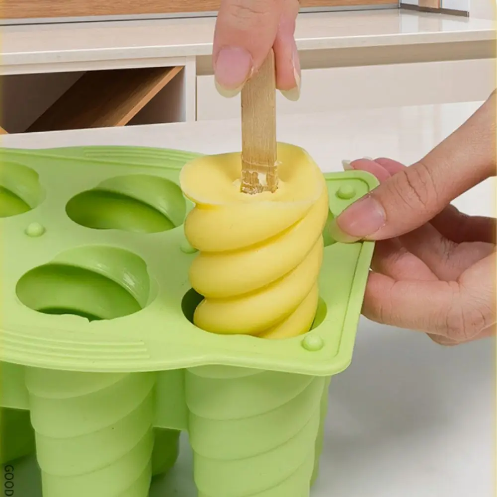 Фото Многоразовая форма для мороженого и фруктового льда DIY: креативный дизайн, для домашнего приготовления, с деревянными палочками, легко извлекаемые кубики, лоток для формовки. №4