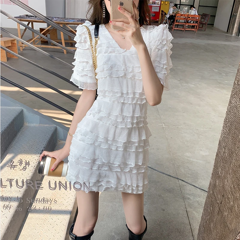 

Women One Piece Ladies Korea Dress Summer 2022 New French Style Short Sleeve Solid V-Neck White Black Dresses Dropshipping