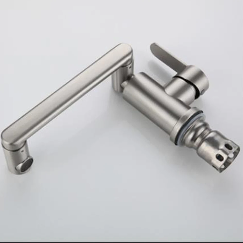 Кухонная мойка из нержавеющей стали 304 с горячей и холодной водой, смеситель на основном плите с эффектом проволочной отделки.