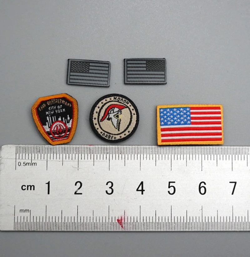 

1/6th DAMTOYS DAM 78077 US Delta SFOD-D Captain Morale Badge Model For 12inch Body Doll Scene Component