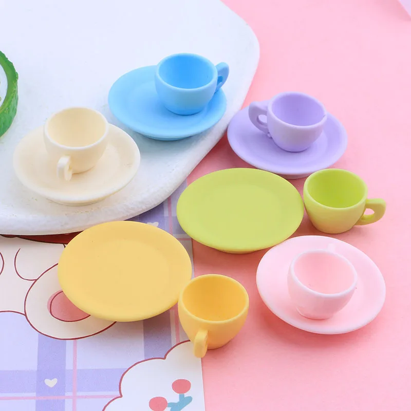 

100 шт., кухонные аксессуары для кукол из смолы, аксессуары для кукольного домика, миниатюрная тарелка для кофейной чашки для кухни, комнаты, н...