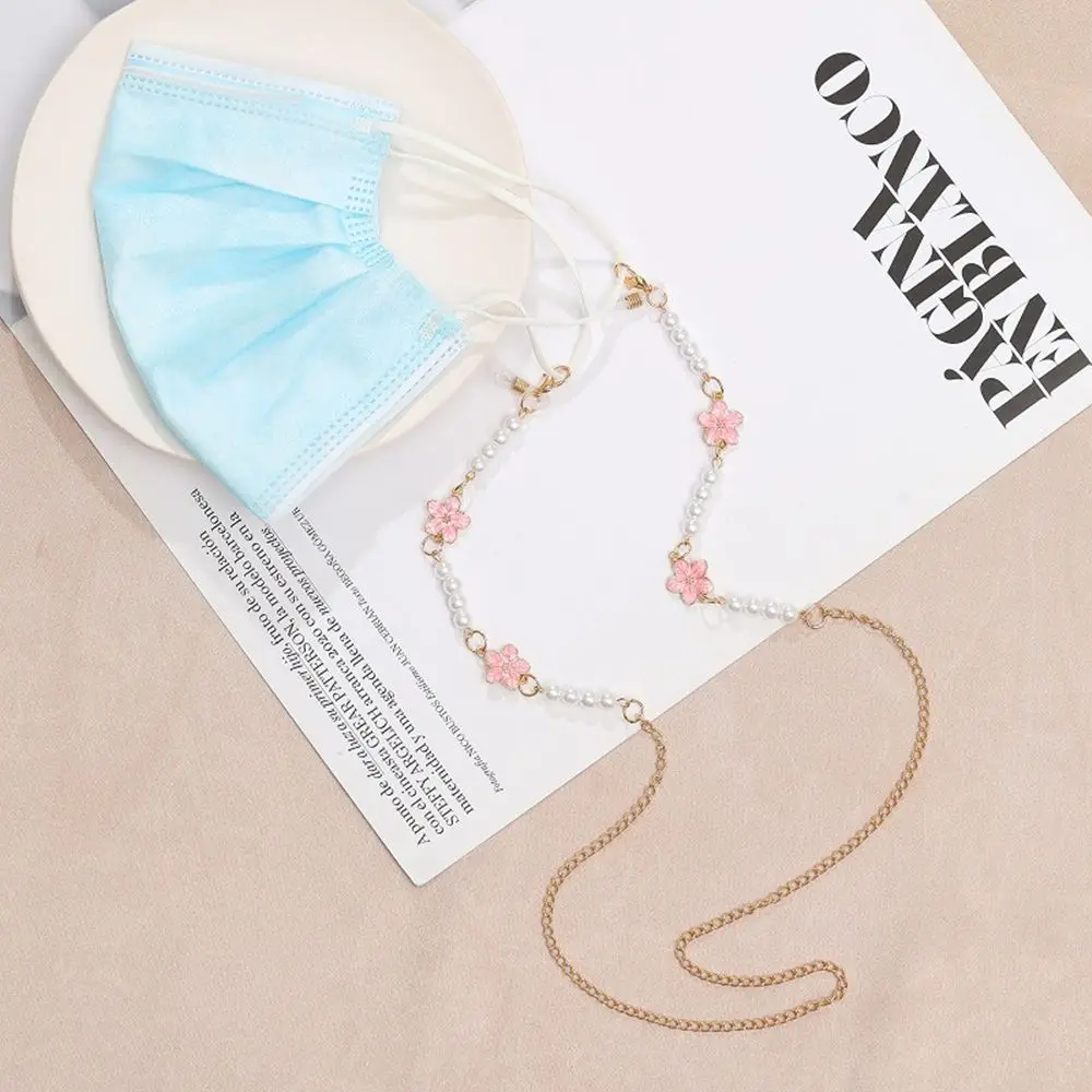 

Женская цепочка для очков с жемчужинами и цветами