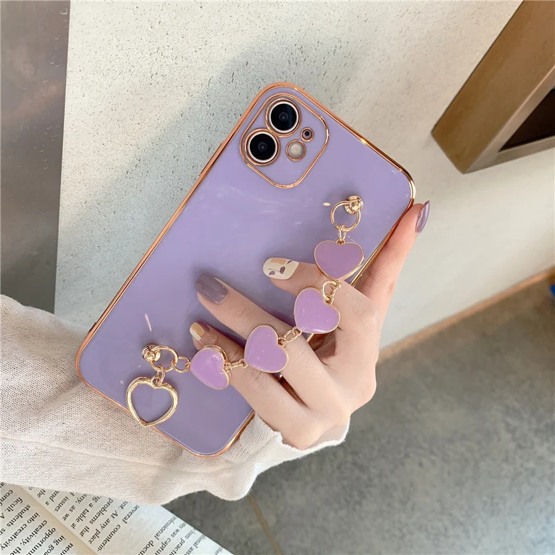 

For IPhone 13 12 14 Pro Max Cover Plating LoveHeart Chain Wrist Bracelet Phone Case for IPhone 11 Pro Max XR XS X 7 8 Plus Coque