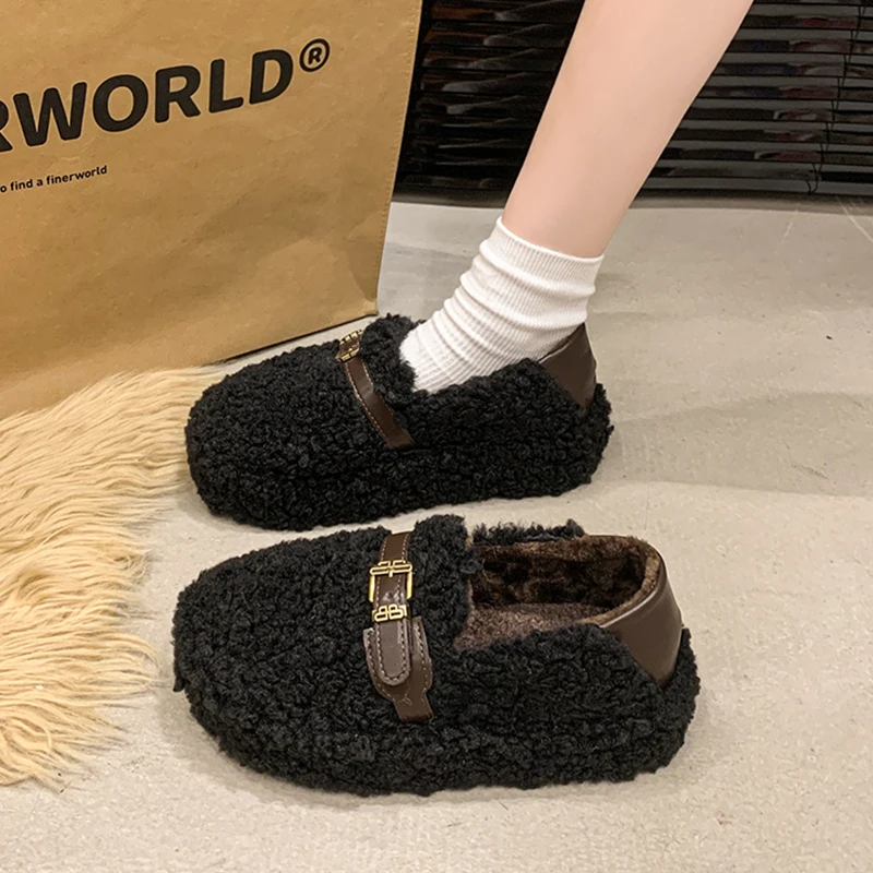 Повседневная женская обувь с круглым носком осенние лоферы Modis меховые