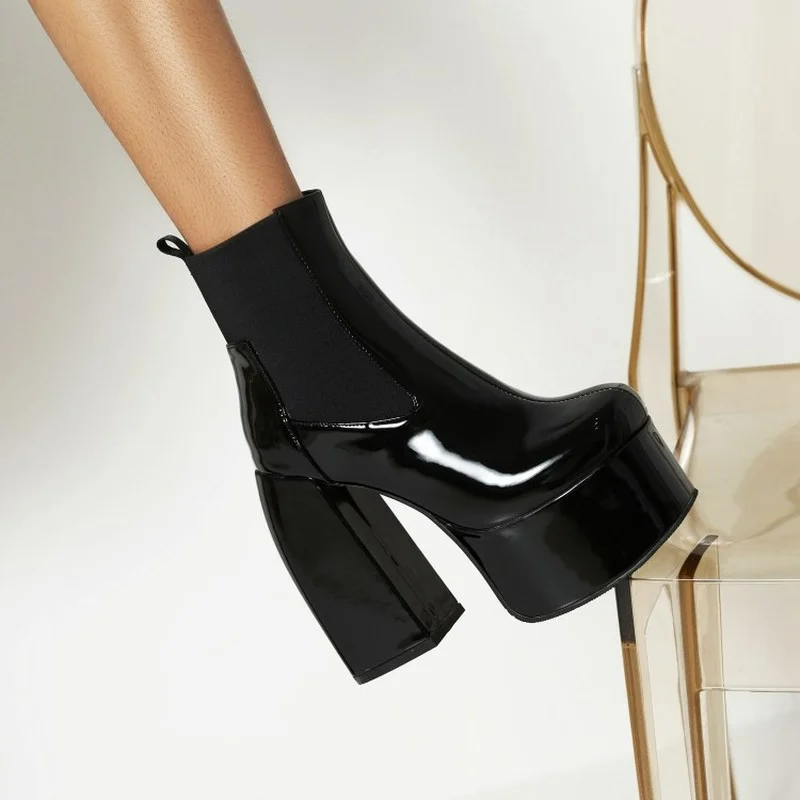 

Ботинки женские из лакированной кожи на массивном каблуке, на платформе
