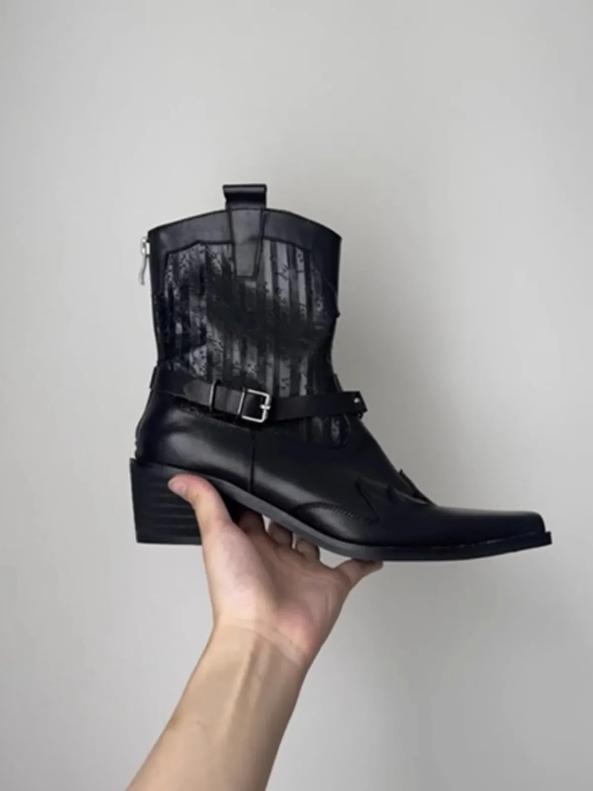 Черные ковбойские короткие сапоги в стиле вестерн с квадратным носком на толстом