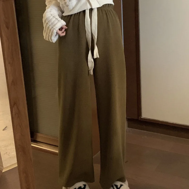 Женский плюшевый кардиган с V-образным вырезом |