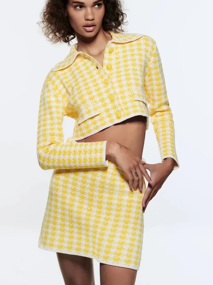 

xikom 2022 Women Two Pieces Sets Plaid slim short sweater Mini Skirts Suit Elegant Female Long Sleeves Chic Office Lady