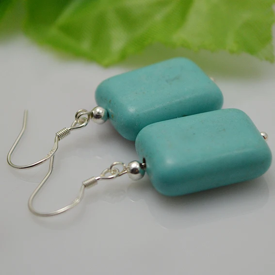 Серьги-подвески из серебра пробы с синей бирюзой